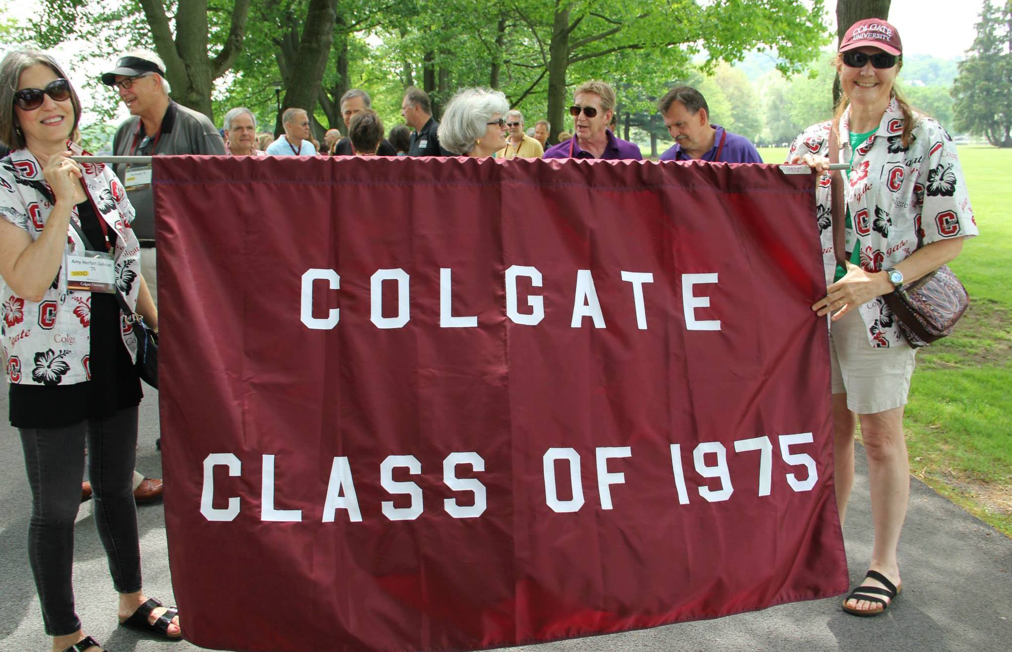 40th Reunion, 2015; Flagbearers Amy Gelman & Rosemary Utz