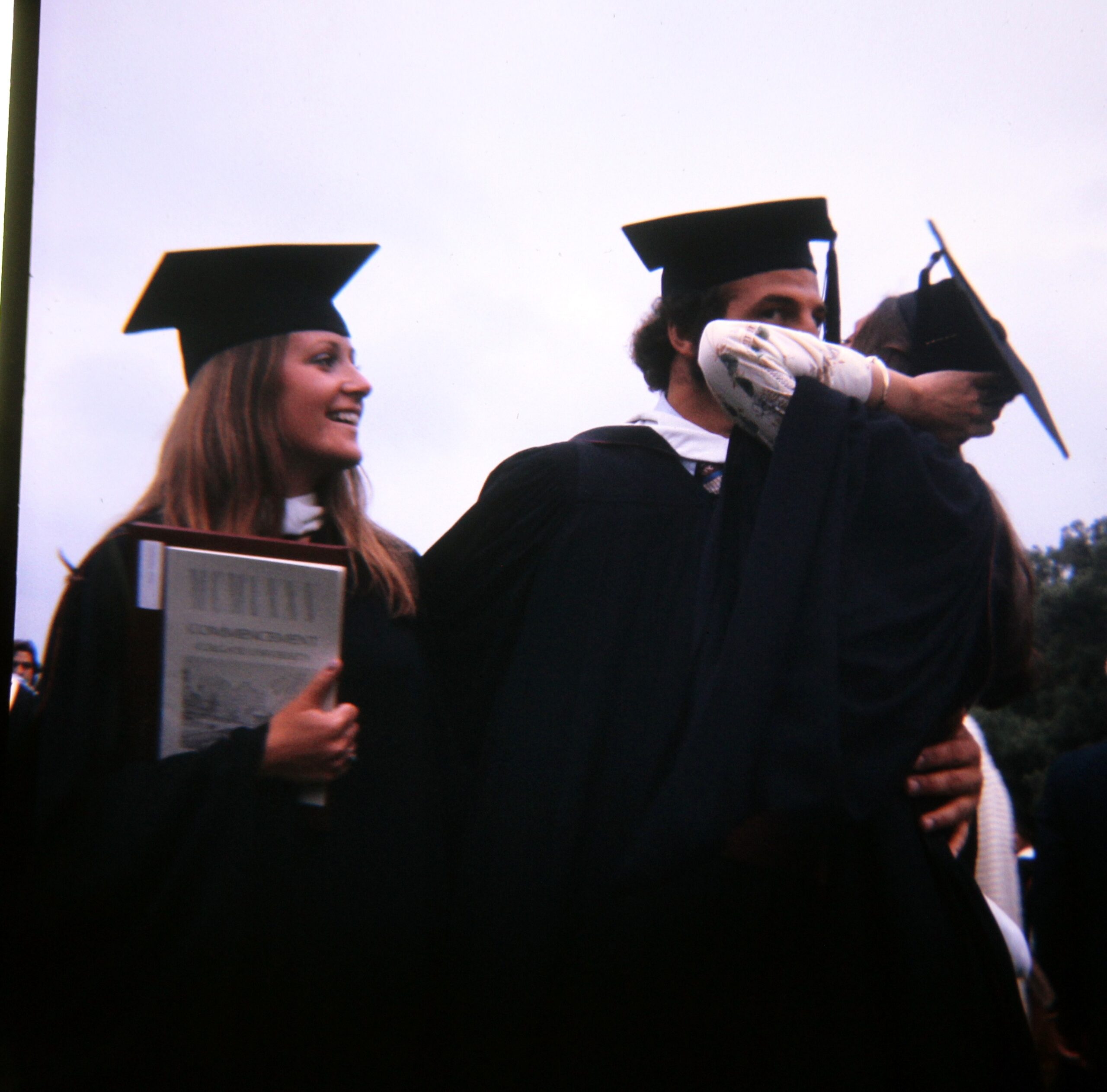 Grad 1975 Sue VonHoffman Thompson, Robin Goldin Como & Bob Como